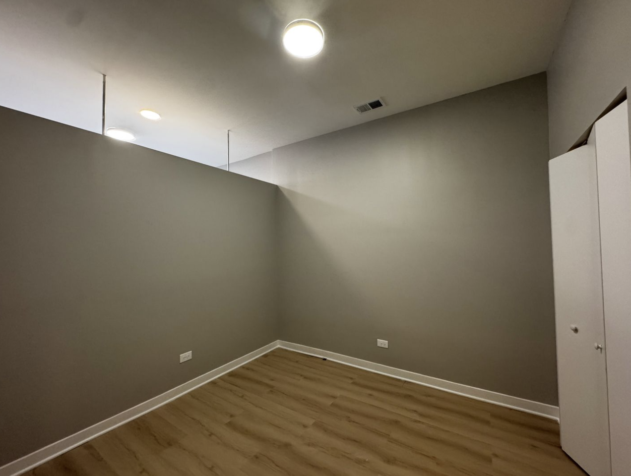 4007 W School St #C - Photo 4 of 14