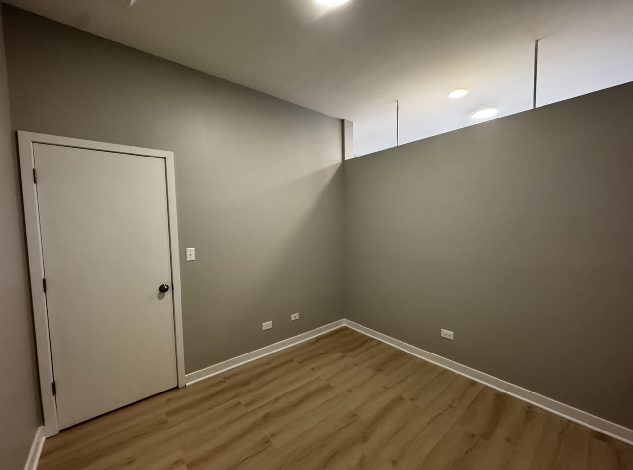 4007 W School St #C - Photo 5 of 14