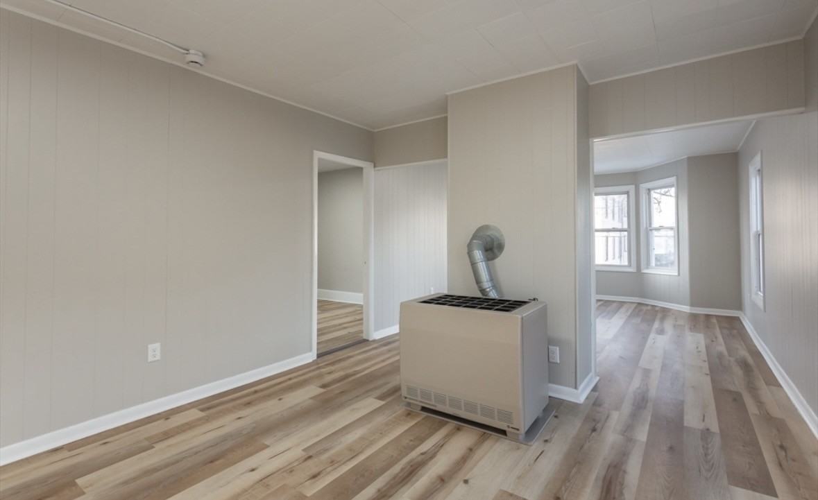 64 Katherine St #2 - Photo 3 of 18