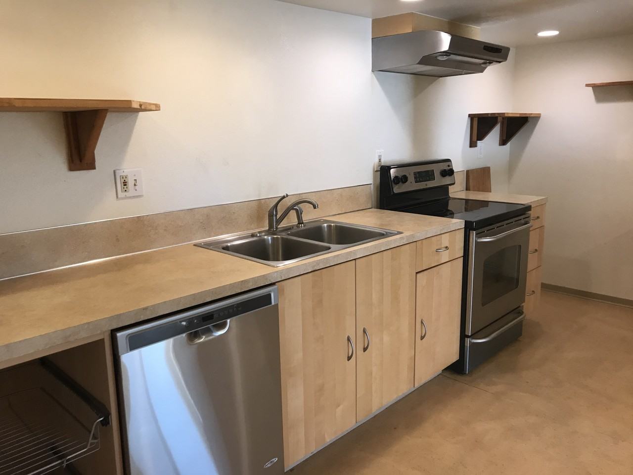 5202 37th Ave Sw #NA - Photo 3 of 11