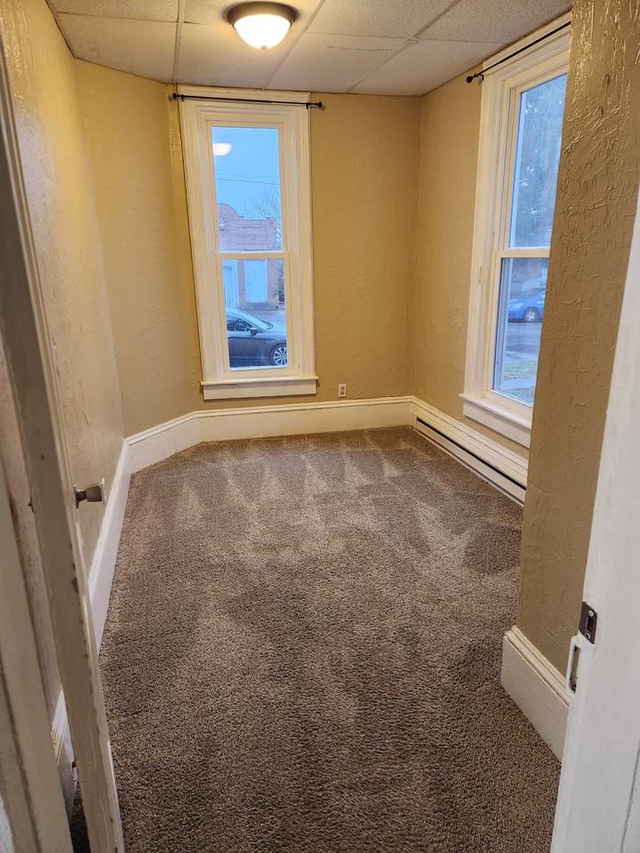 26 N Hartford Ave #A - Photo 4 of 6