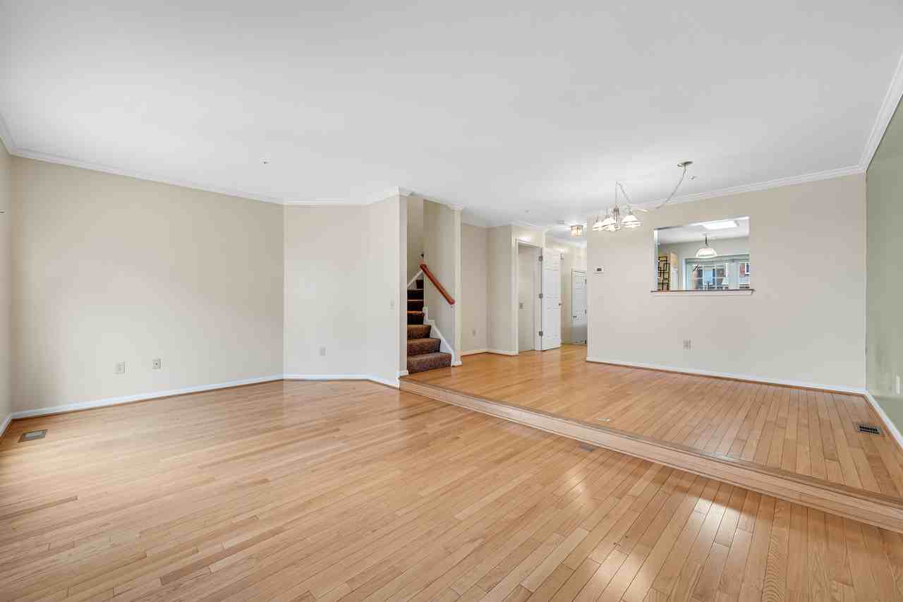 123 Goucher Ter #NA - Photo 5 of 13