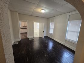 830 W Jefferson St #1 - Photo 1 of 1