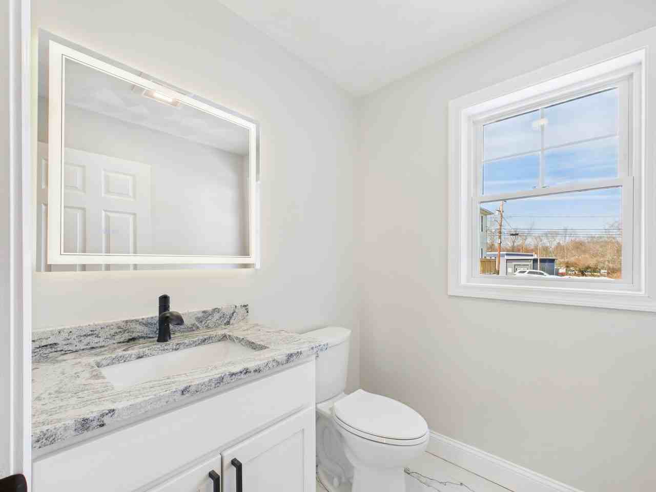 27 Baker St #B - Photo 7 of 18