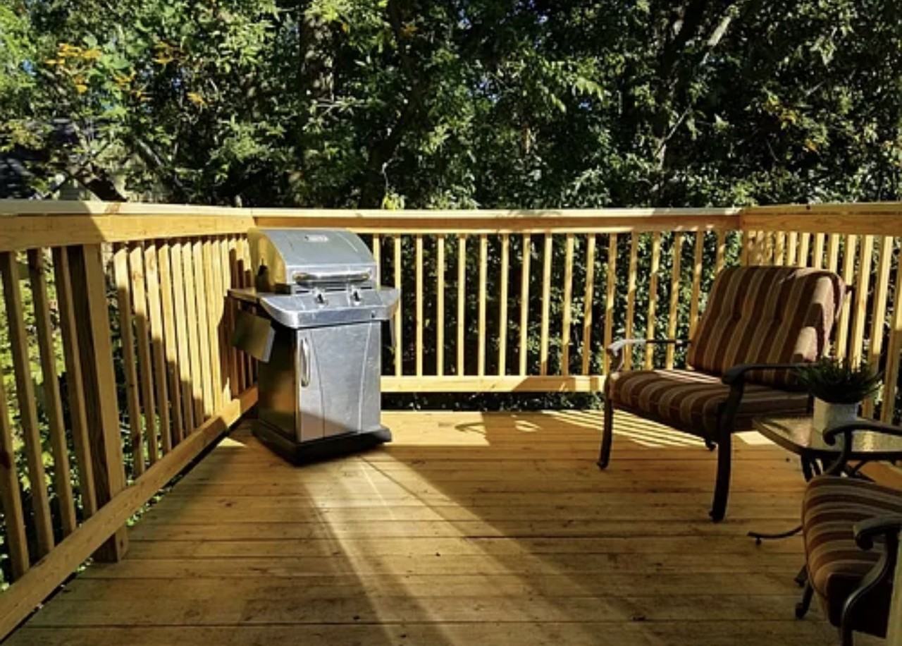 702 Hansell St Se #A - Photo 5 of 15