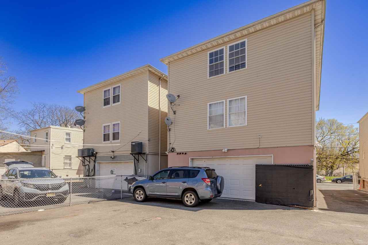 232 1st St #1 - Photo 2 of 14