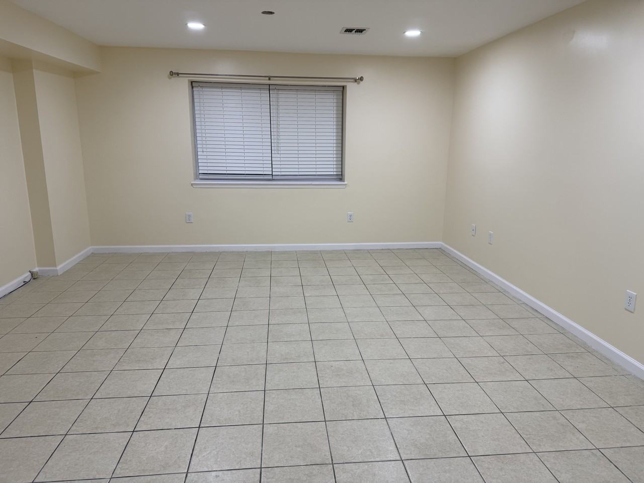 232 1st St #1 - Photo 4 of 14