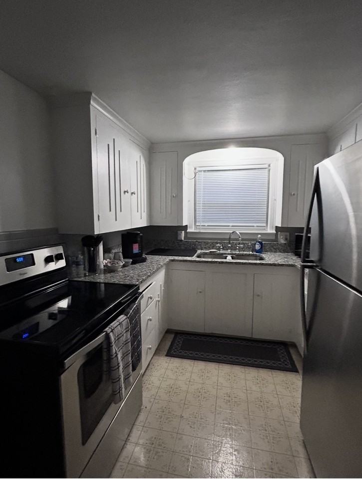 1112 Front St #2 - Photo 7 of 8