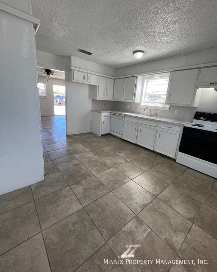 5718 Brownfield Dr #A - Photo 6 of 9