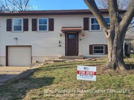 900 Se 36th St - Photo 1 of 1