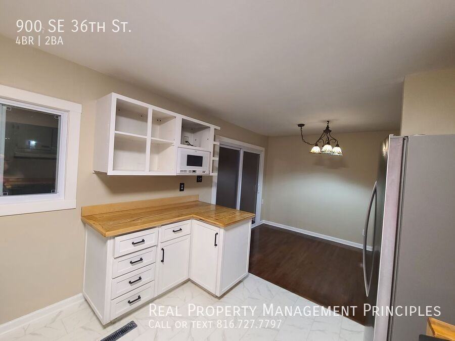 900 Se 36th St - Photo 4 of 29