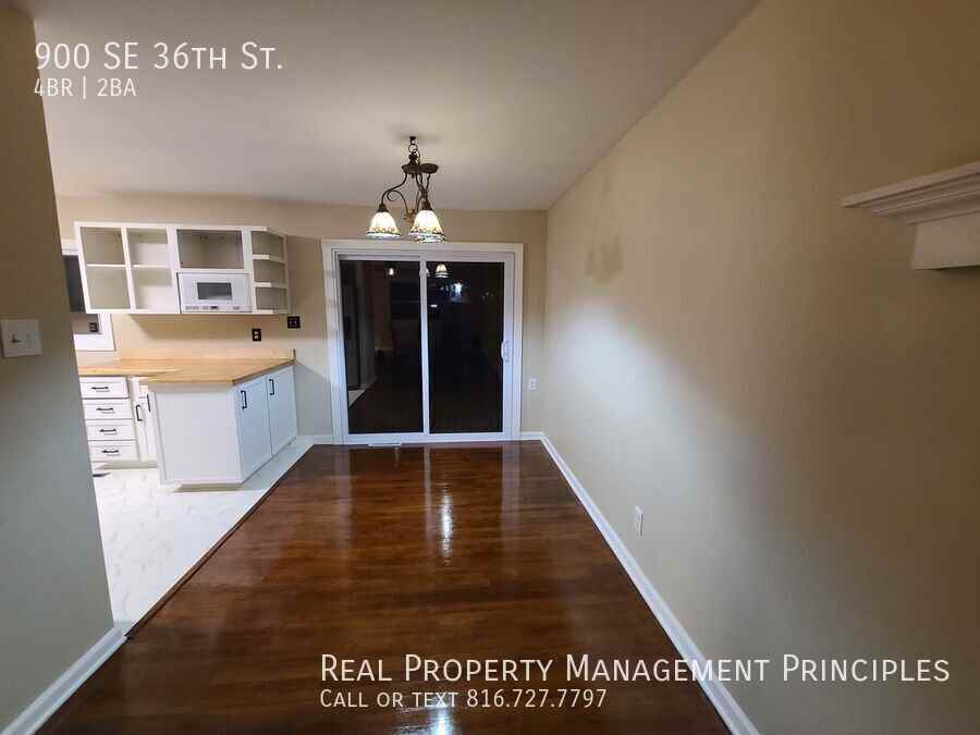 900 Se 36th St - Photo 6 of 29