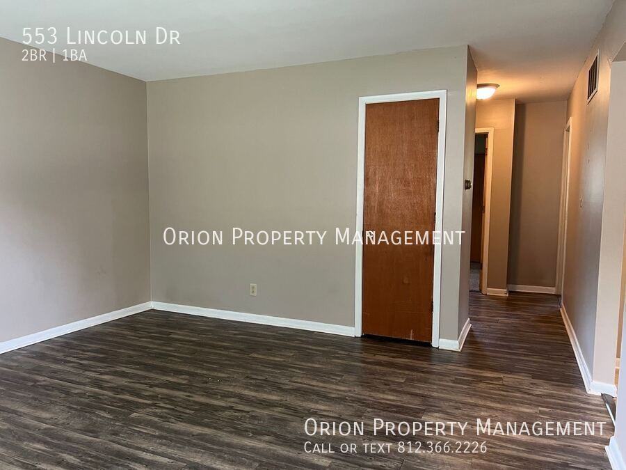 553 Lincoln Dr - Photo 2 of 14