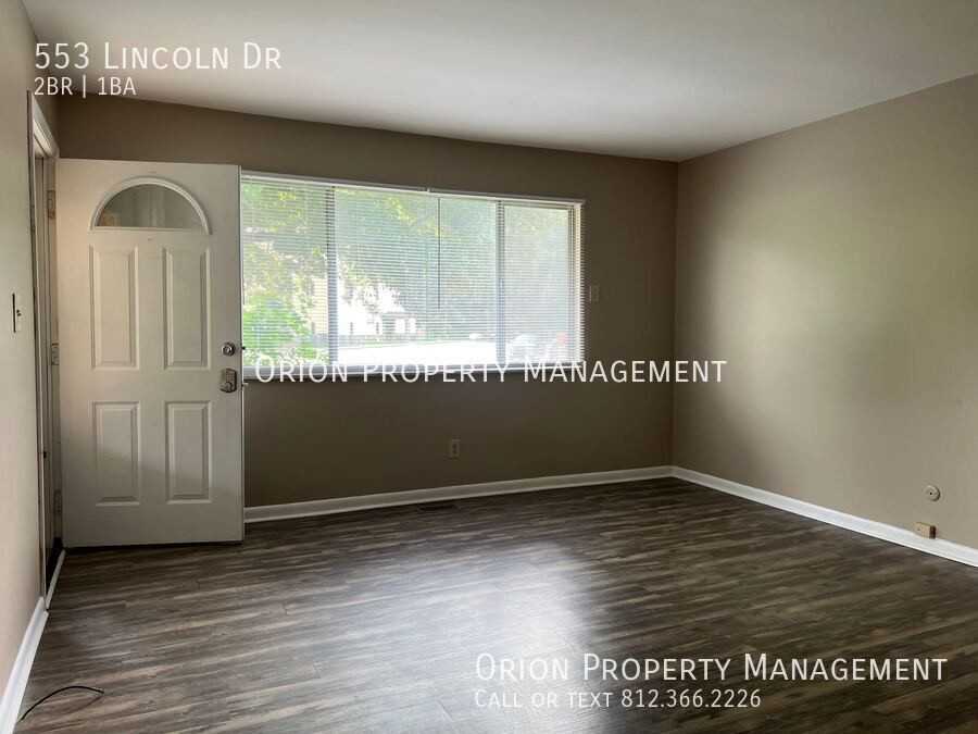 553 Lincoln Dr - Photo 7 of 14