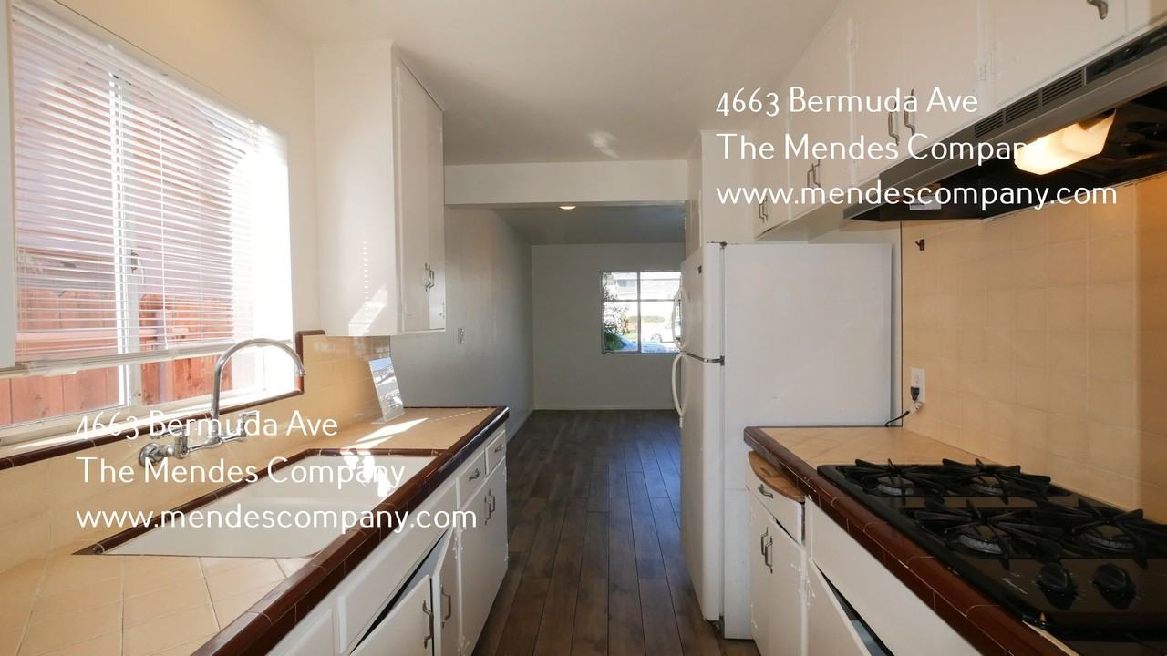 4663 Bermuda Ave - Photo 6 of 13