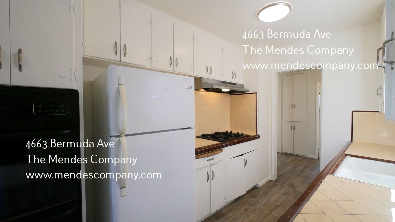 4663 Bermuda Ave - Photo 7 of 13