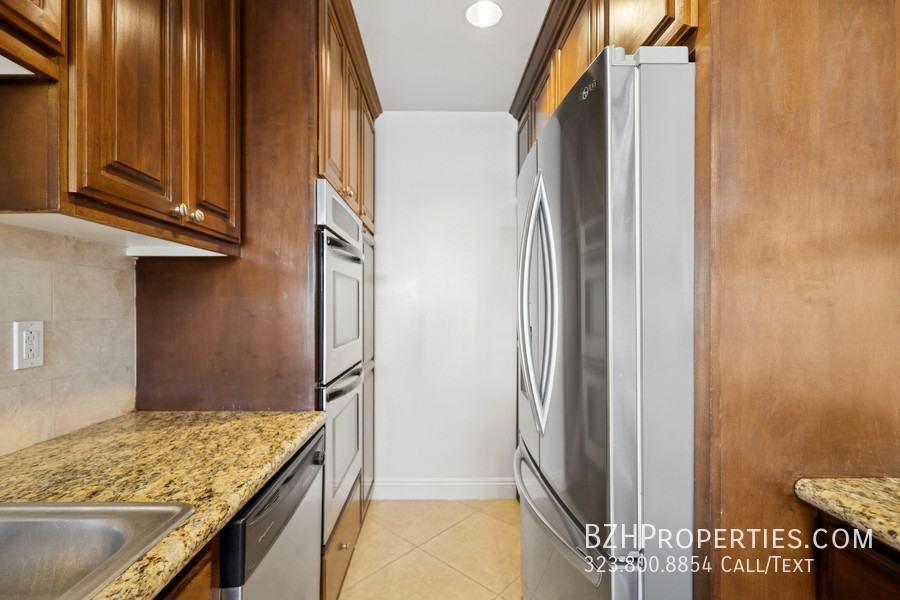 133 N Swall Dr #203 - Photo 4 of 25