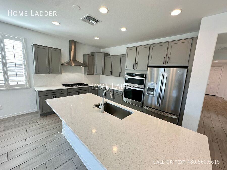 22833 E Marsh Rd - Photo 3 of 28