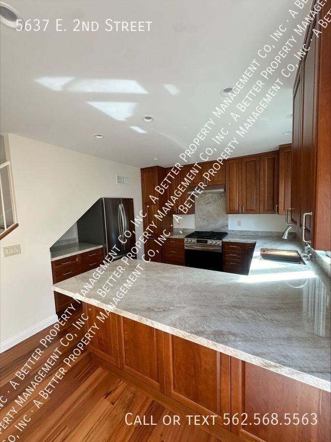 5637 E 2nd St - Photo 6 of 15