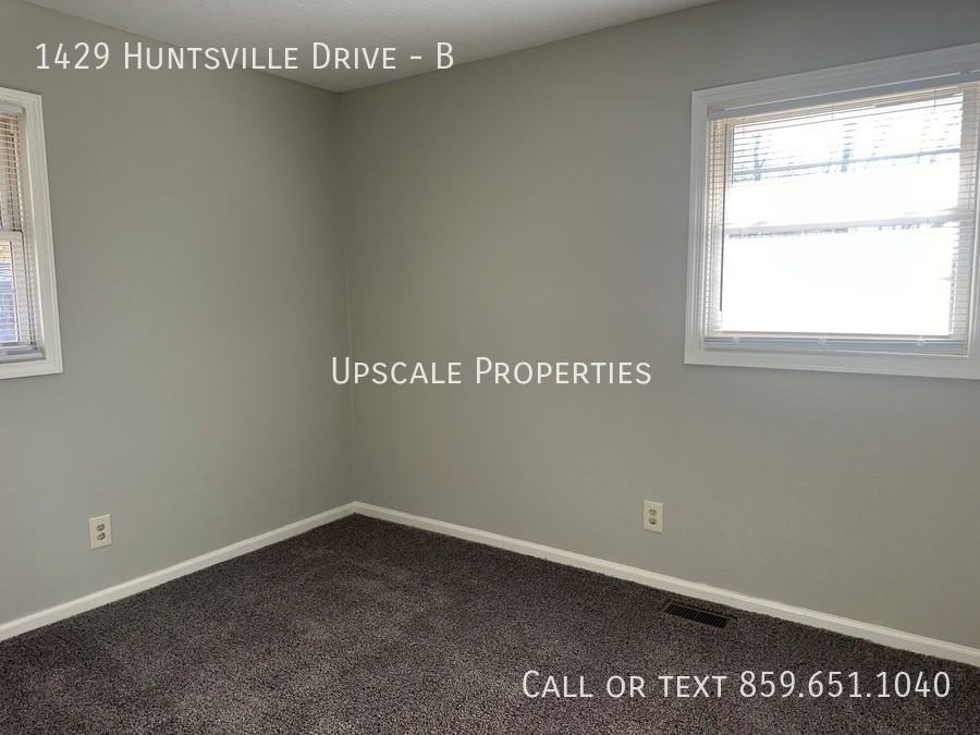 1429 Huntsville Dr #B - Photo 6 of 9