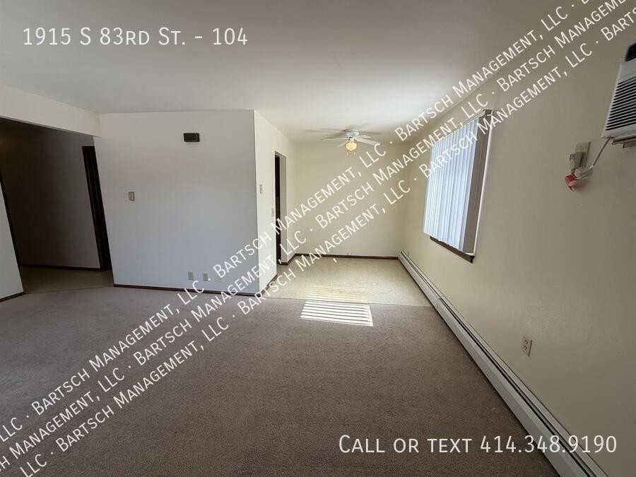 1915 S 83rd St #104 - Photo 4 of 11