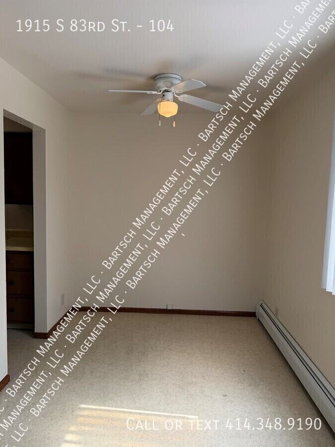 1915 S 83rd St #104 - Photo 5 of 11