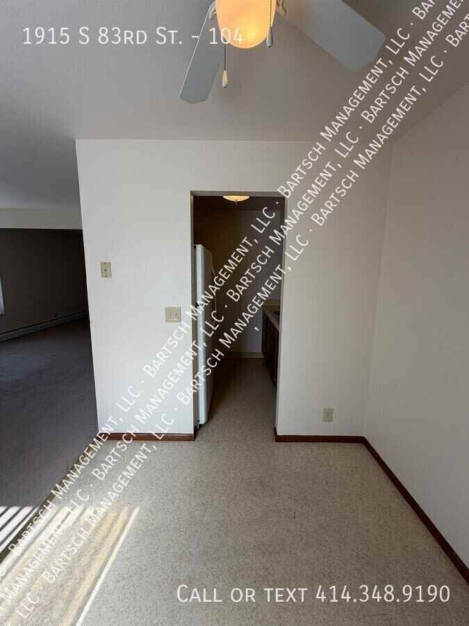 1915 S 83rd St #104 - Photo 7 of 11