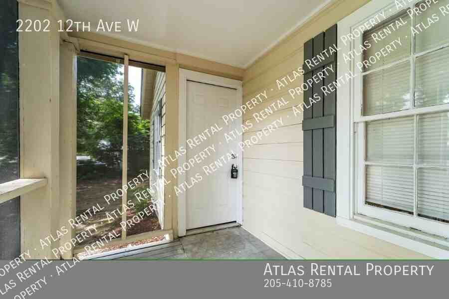 2202 12th Ave W - Photo 5 of 20