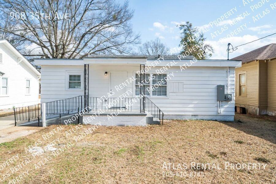 908 35th Ave - Photo 3 of 19