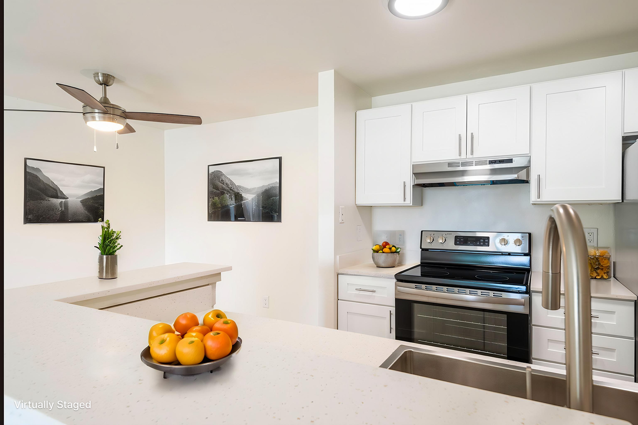 Alcove Apartment - Photo 3 of 13