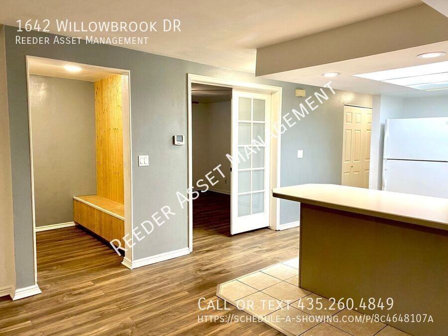 1642 Willowbrook Dr - Photo 5 of 19