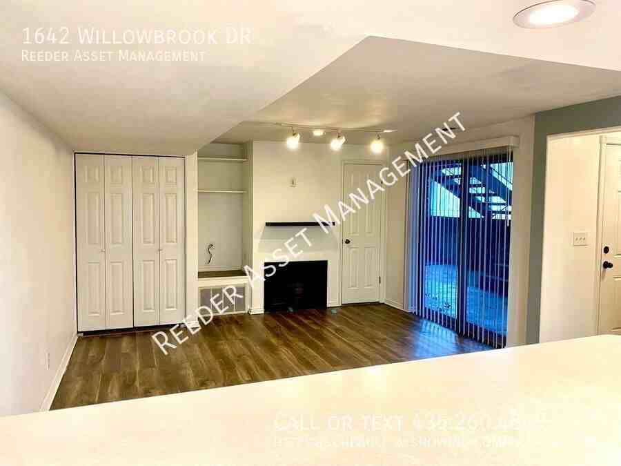 1642 Willowbrook Dr - Photo 6 of 19