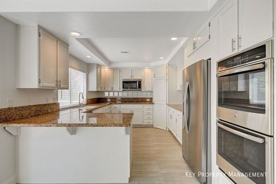 261 Plaza Marquessa Ct - Photo 6 of 34