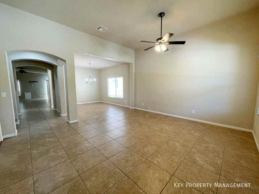 10965 Pinion Woods Ct - Photo 5 of 31