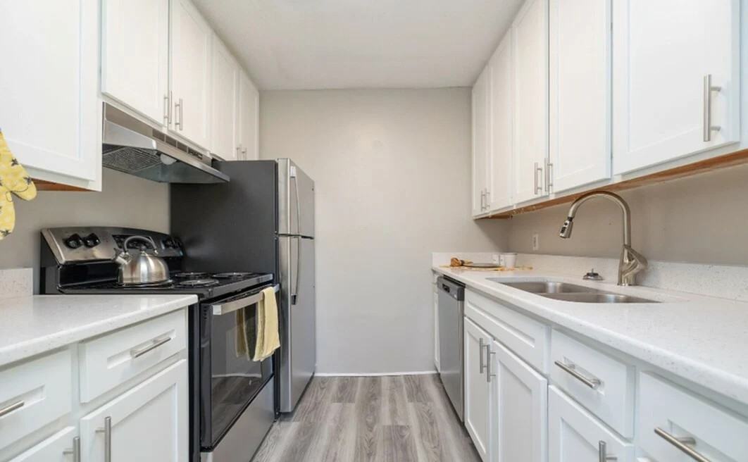 901 N Main St #19 - Photo 2 of 4