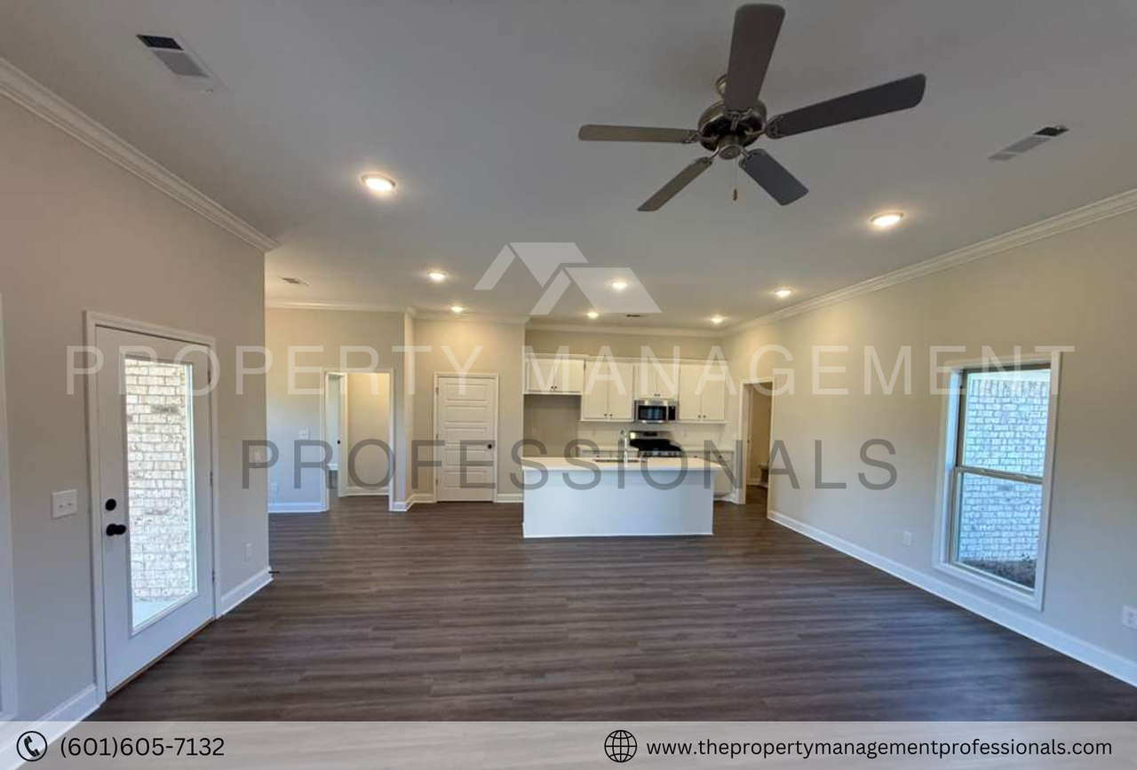 571 Patrick Farms Dr - Photo 4 of 50