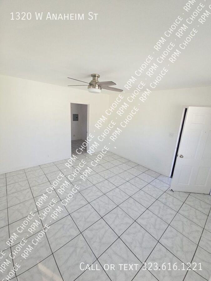 1320 W Anaheim St - Photo 2 of 21