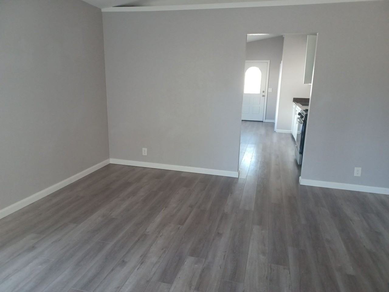 1797 Brookwood Dr - Photo 2 of 6