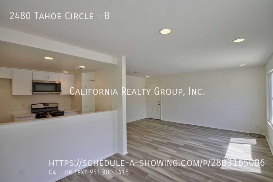 2480 Tahoe Cir #B - Photo 6 of 16