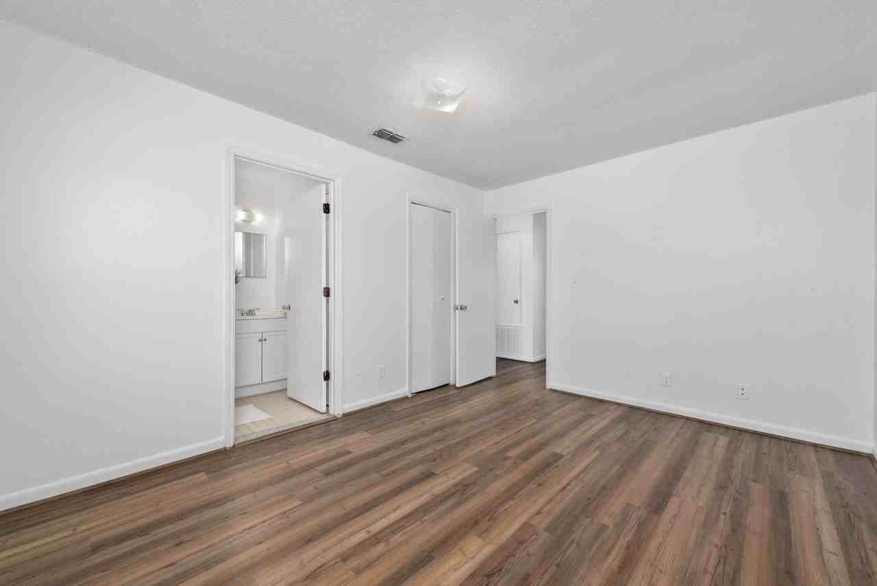 909 W Orange St #909 - Photo 6 of 10