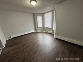 featured image of 148 3rd St #1