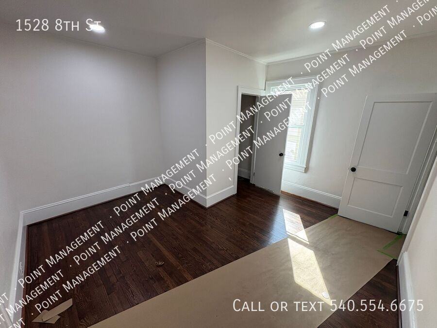 1528 8th St Se - Photo 3 of 17