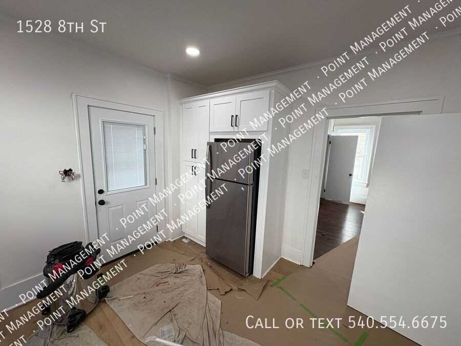 1528 8th St Se - Photo 6 of 17