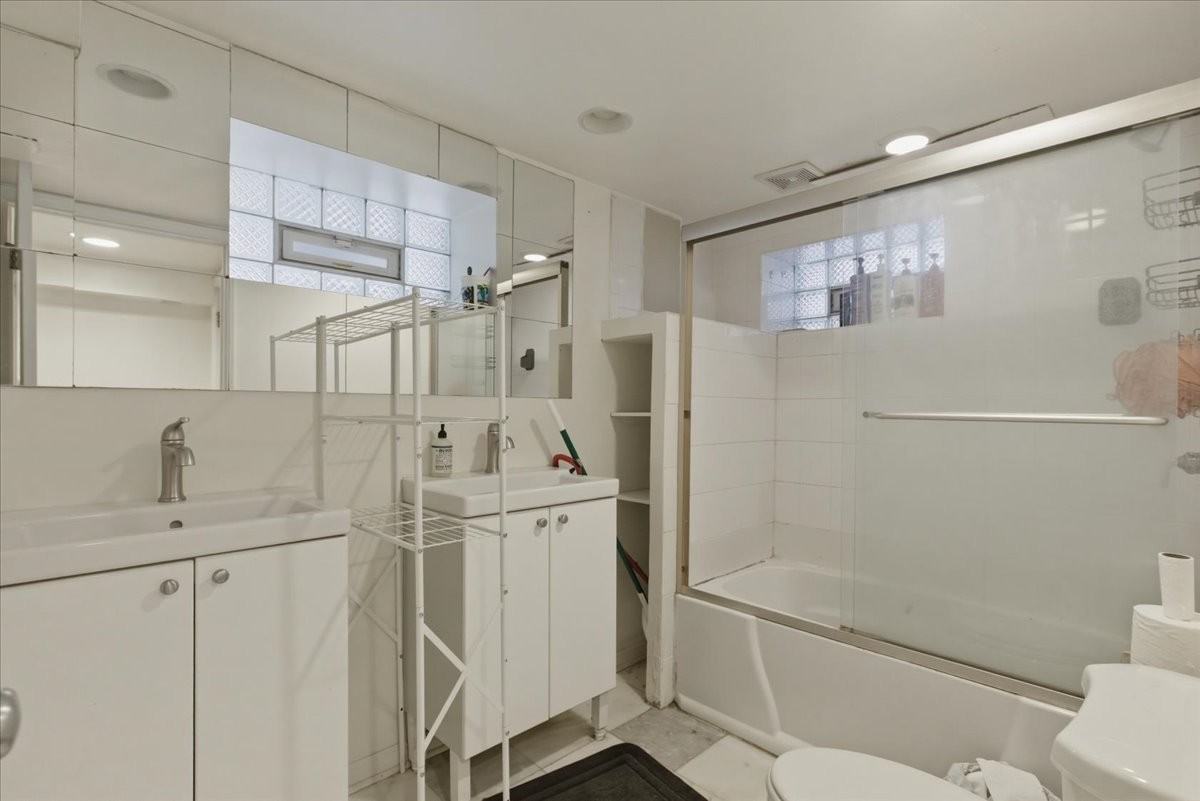 3716 N Wayne Ave #G - Photo 6 of 9