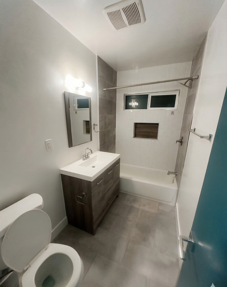 720 N. Market St. - Photo 6 of 11