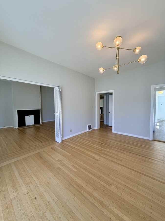 1717 Jones St #2 - Photo 6 of 23