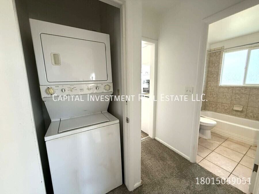 421 N Oakley St #A - Photo 6 of 13