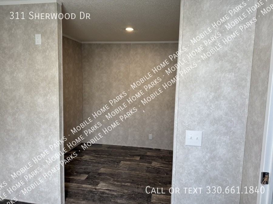 311 Sherwood Dr - Photo 5 of 8