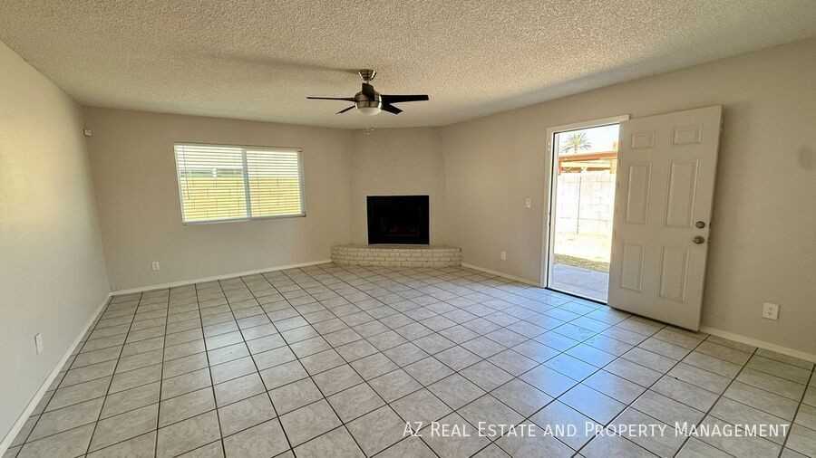 4502 W Edgemont Ave - Photo 6 of 25