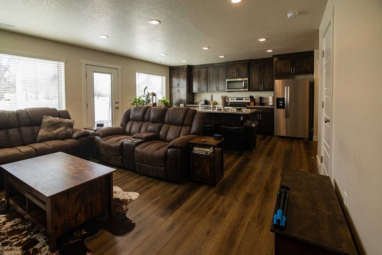 4056 S 2800 W - Photo 4 of 24